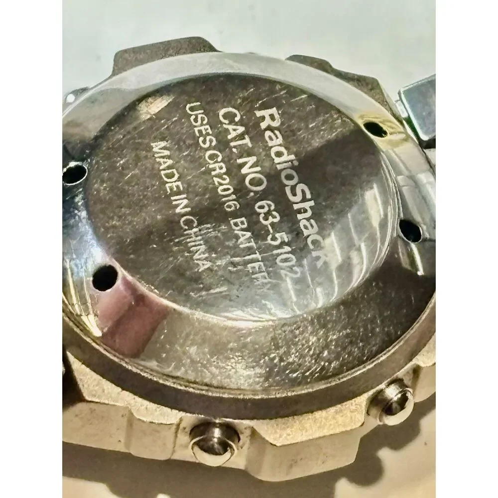 Vintage 1990s RadioShack Digital Talking Watch